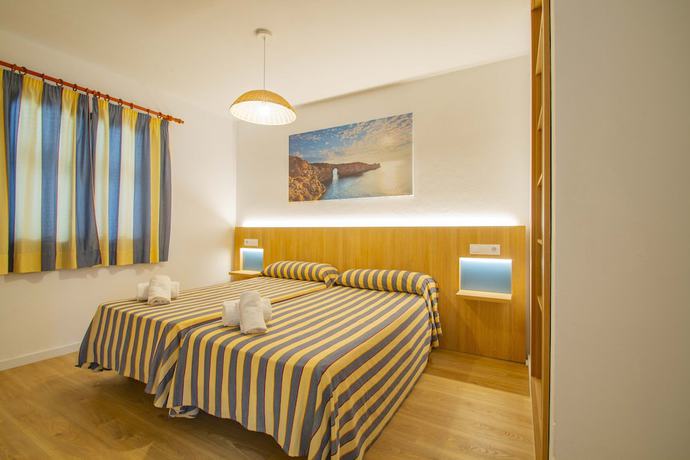 Imagen de la habitación del Apartamentos Sol Y Mar Menorca. Foto 4