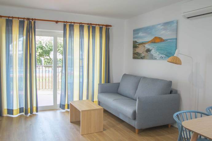 Imagen de la habitación del Apartamentos Sol Y Mar Menorca. Foto 16