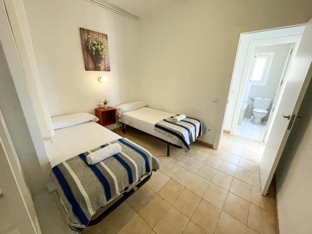 Imagen de la habitación del Apartamentos Sol Y Mar Segur 3000. Foto 5