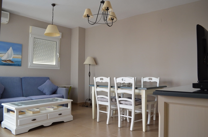 Imagen de los interiores del Apartamentos Solmares. Foto 13