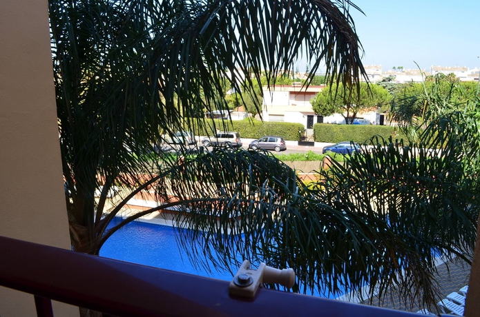 Imagen de los exteriores del Apartamentos Solmares. Foto 11