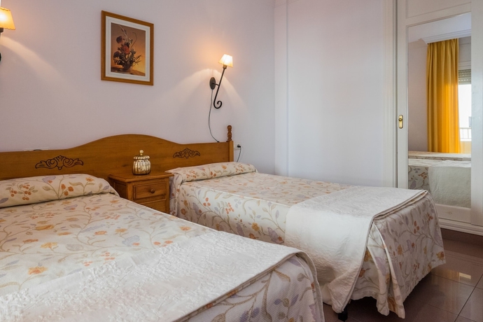 Imagen de la habitación del Apartamentos Solset Nerja. Foto 5