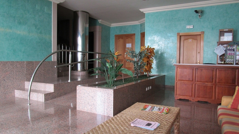 Imagen de los interiores del Apartamentos Solset Nerja. Foto 16