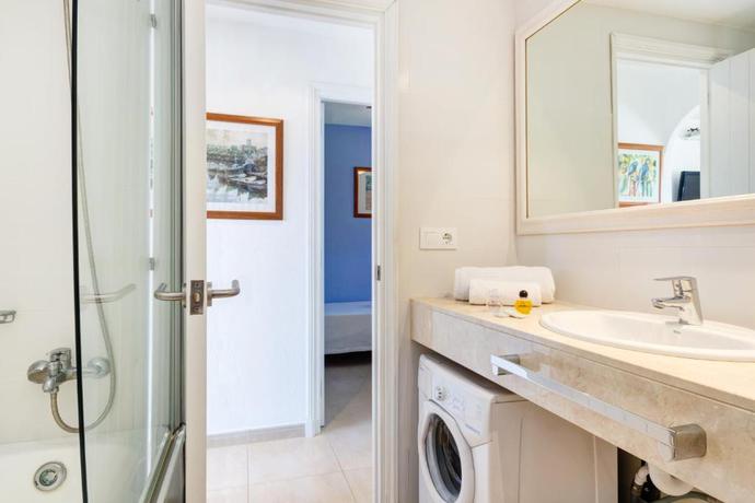 Imagen general del Apartamentos Son Bou Playa Gold. Foto 2