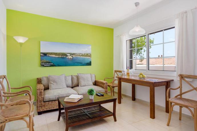 Imagen general del Apartamentos Son Bou Playa Gold. Foto 4