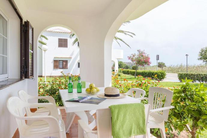 Imagen general del Apartamentos Son Bou Playa Gold. Foto 5