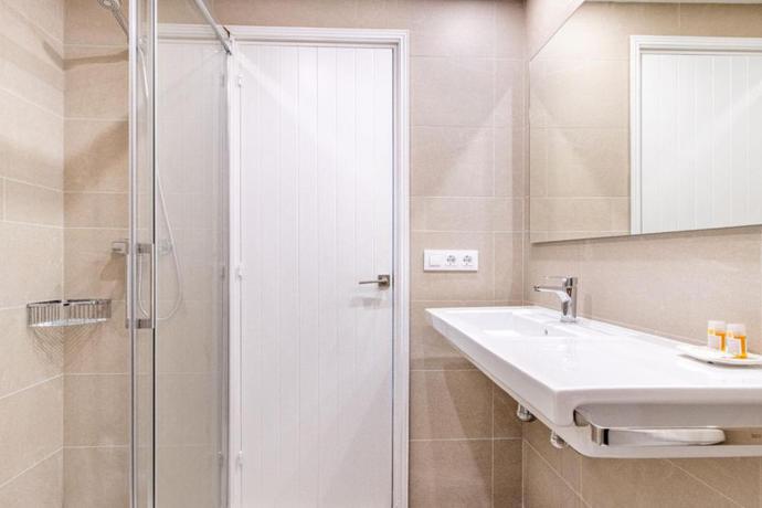 Imagen general del Apartamentos Son Bou Playa Gold. Foto 11