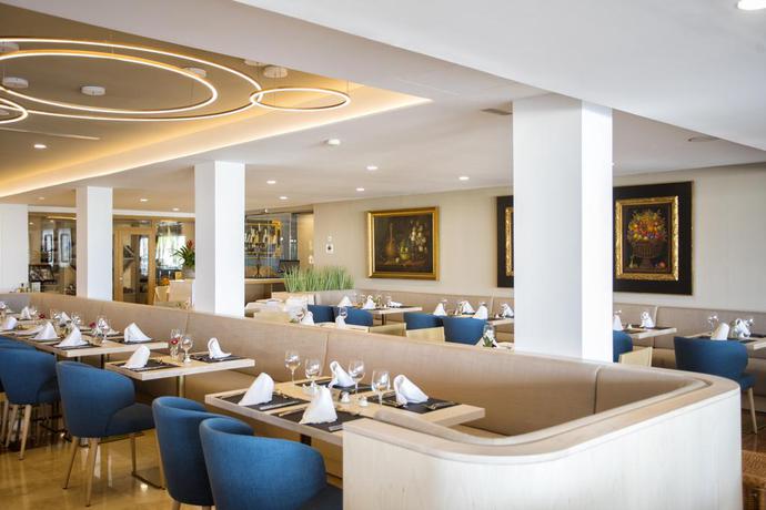 Imagen del bar/restaurante del Apartamentos Son Caliu. Foto 7