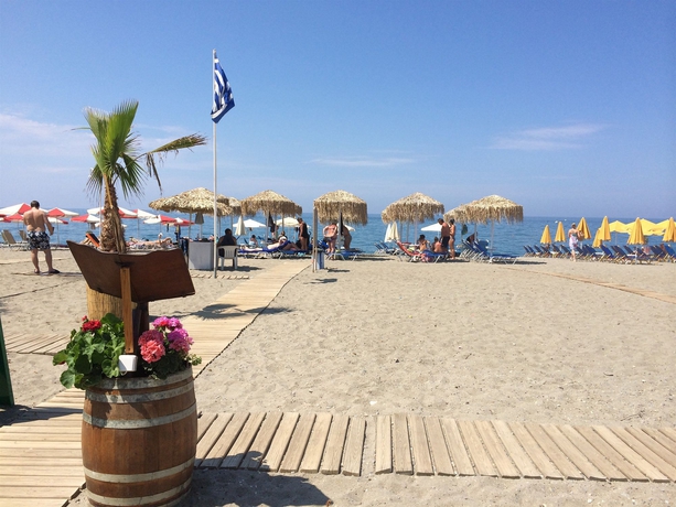 Imagen de los exteriores del Apartamentos Sonio Beach Hotel. Foto 9