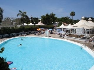 Imagen de la piscina del Apartamentos Sonora Golf. Foto 6