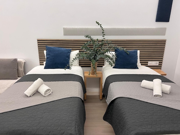 Imagen de la habitación del Apartamentos Sorolla Urban Suites. Foto 1