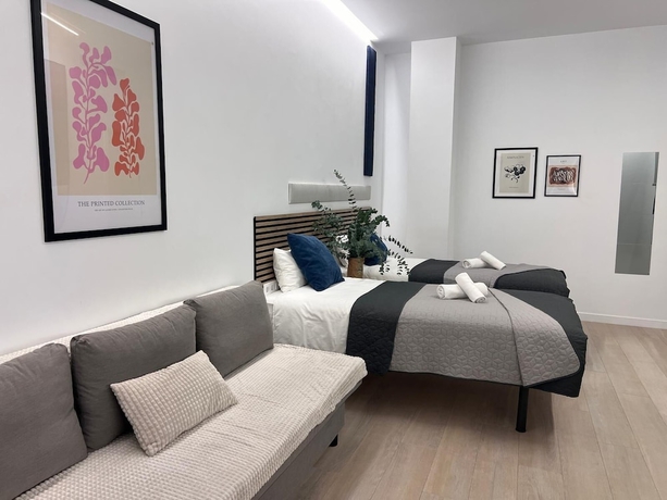 Imagen de la habitación del Apartamentos Sorolla Urban Suites. Foto 2