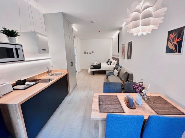 Imagen de los interiores del Apartamentos Sorolla Urban Suites. Foto 13