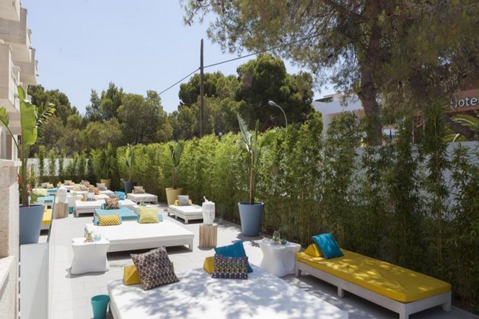 Imagen general del Apartamentos Sotavento. Foto 11