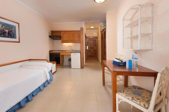 Imagen de la habitación del Apartamentos Spa and Sport Hotel Mar y Sol. Foto 5