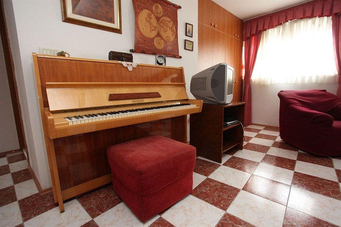 Imagen de los interiores del Apartamentos Split Apartments Peric. Foto 14