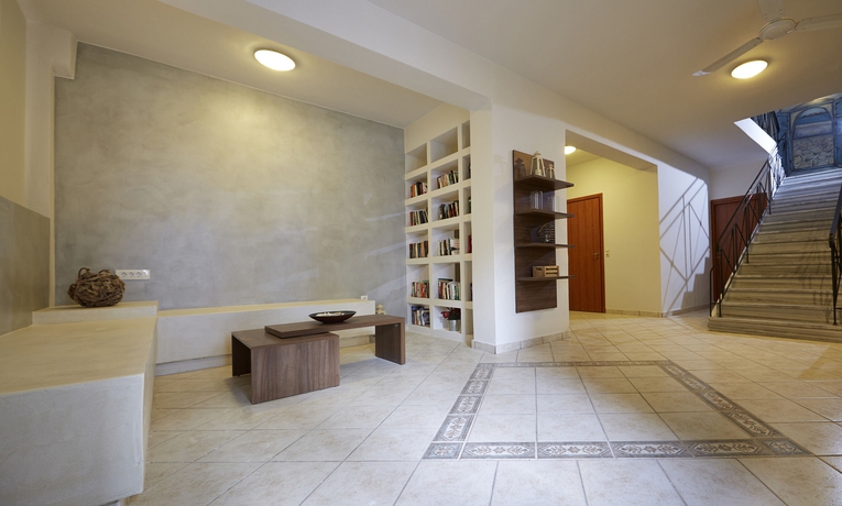 Imagen de los interiores del Apartamentos Studios Marios. Foto 10