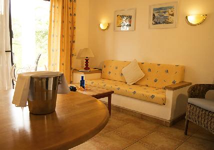 Imagen de la habitación del Apartamentos Suitehotel Marina Playa. Foto 2