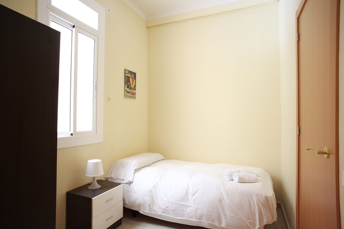 Imagen de la habitación del Apartamentos Suites Barcelona Ara 367. Foto 2