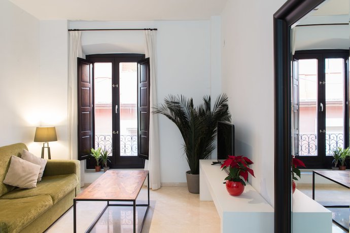 Imagen de la habitación del Apartamentos Suites Campo del Principe. Foto 3