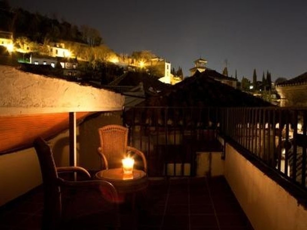 Imagen general del Apartamentos Suites Casa Cuesta Del Agua. Foto 8