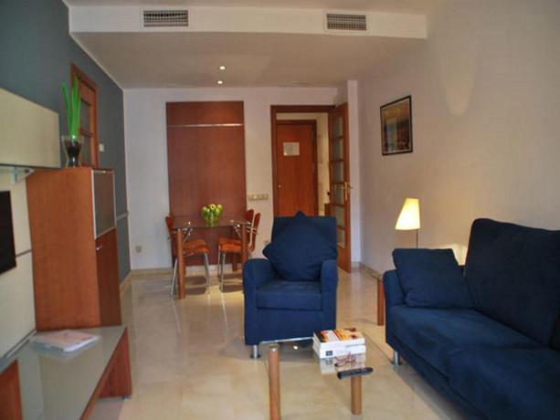 Imagen de la habitación del Apartamentos Suites Marina. Foto 8