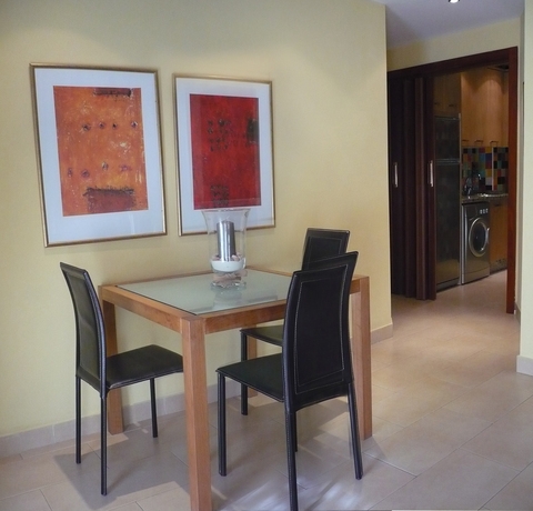 Imagen de la habitación del Apartamentos Suites Oficentro. Foto 6