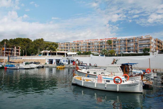 Imagen de los exteriores del Apartamentos Suites ROC Portonova. Foto 12