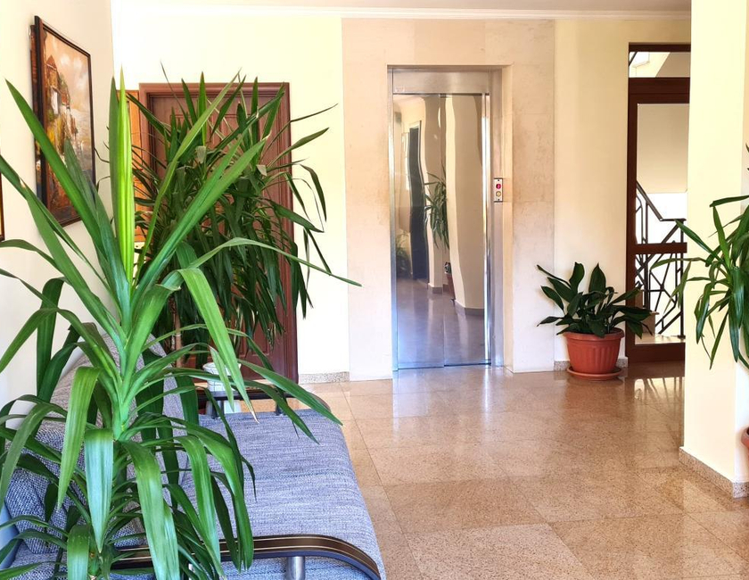Imagen general del Apartamentos Summer Breeze, Sunny Beach. Foto 3