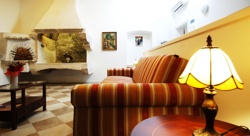 Imagen de los interiores del Apartamentos Sunce Palace Apartments With Free Offsite Parking. Foto 12