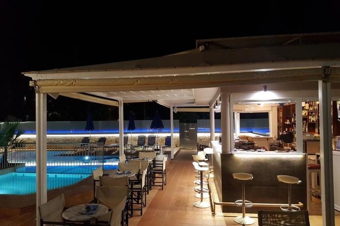 Imagen general del Apartamentos Sunny Suites. Foto 11