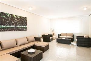 Imagen de la piscina del Apartamentos Sunset Point Sports Resort. Foto 7