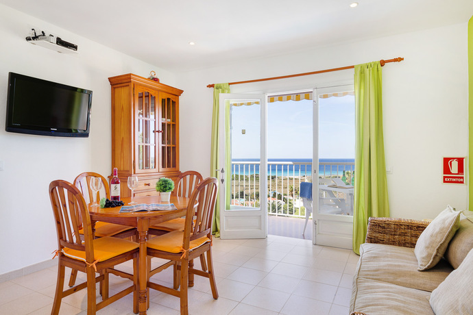 Imagen general del Apartamentos Sunset Son Bou. Foto 8