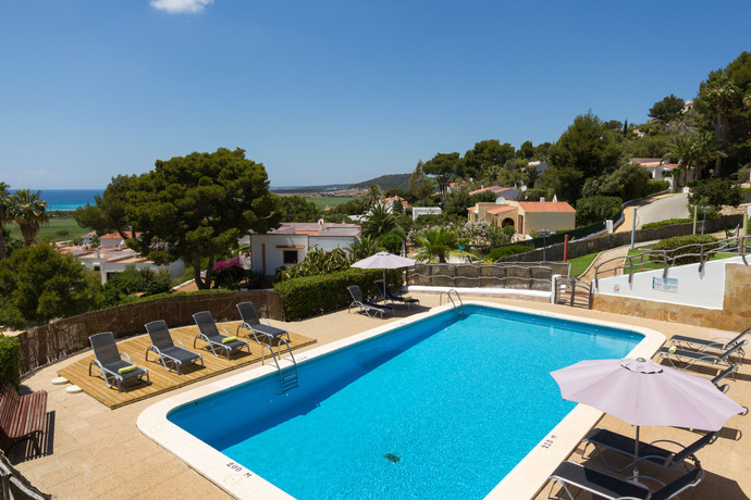 Imagen general del Apartamentos Sunset Son Bou. Foto 10