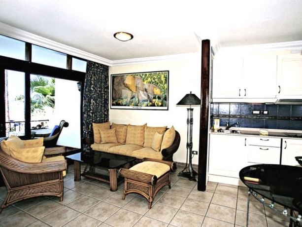 Imagen de la habitación del Apartamentos Sunsuites Carolina and Collection. Foto 5