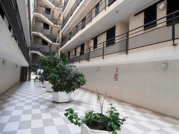 Imagen de los interiores del Apartamentos Surfing 3000. Foto 19