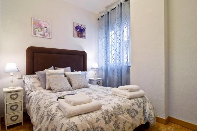 Imagen de la habitación del Apartamentos Sweet Home &Aacute;vila. Foto 4