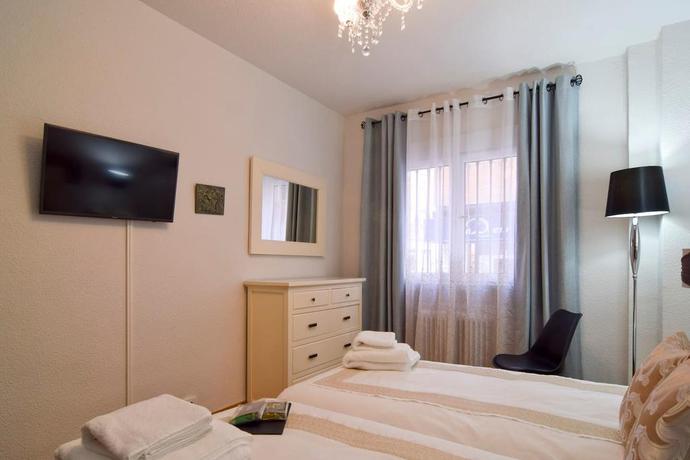 Imagen de la habitación del Apartamentos Sweet Home &Aacute;vila. Foto 7