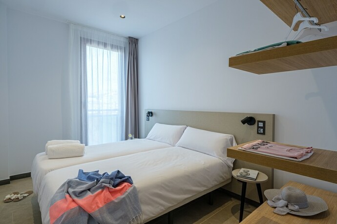 Imagen de la habitación del Apartamentos TGNA Rambla 68, Tarragona. Foto 18