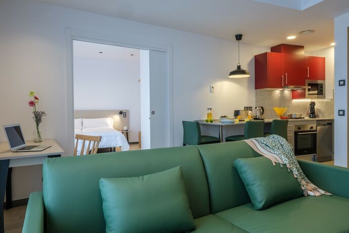 Imagen general del Apartamentos TGNA Rambla 68, Tarragona. Foto 10