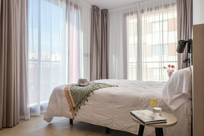 Imagen general del Apartamentos TGNA Rambla 68, Tarragona. Foto 12