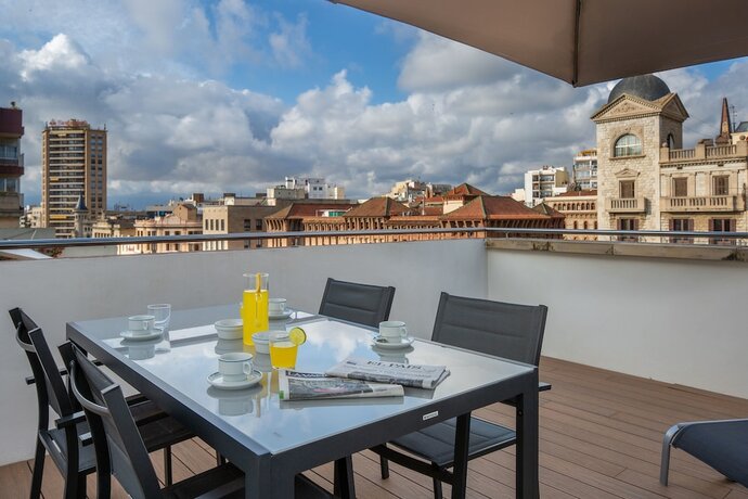 Imagen general del Apartamentos TGNA Rambla 68, Tarragona. Foto 8