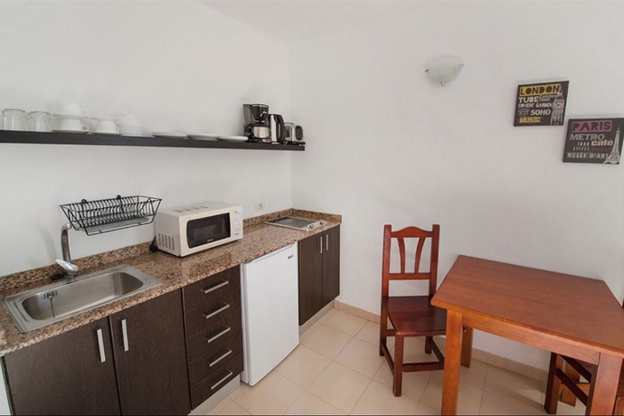 Imagen general del Apartamentos Tabaiba. Foto 12