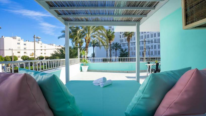 Imagen general del Apartamentos Tabbu ibiza. Foto 13