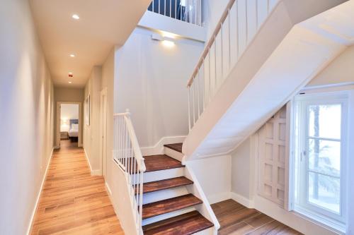 Imagen de la habitación del Apartamentos Tandem Palacio Veedor de Galeras Suites. Foto 5