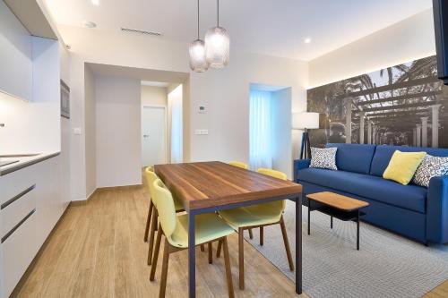 Imagen de la habitación del Apartamentos Tandem Pópulo. Foto 9