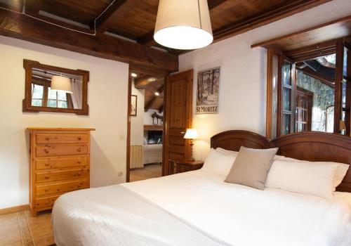 Imagen de la habitación del Apartamentos Tarter Chalets. Foto 7