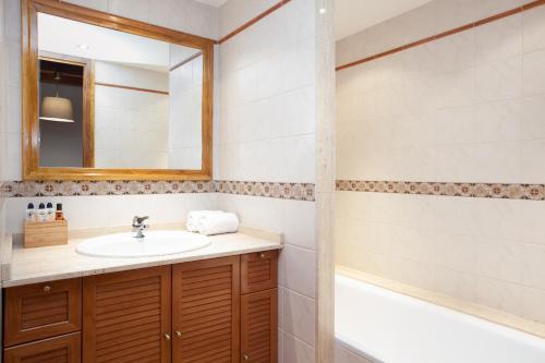 Imagen de la habitación del Apartamentos Tarter Chalets. Foto 8