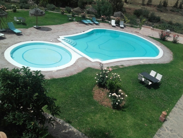 Imagen de la piscina del Apartamentos Tatfi De L'atlas. Foto 14