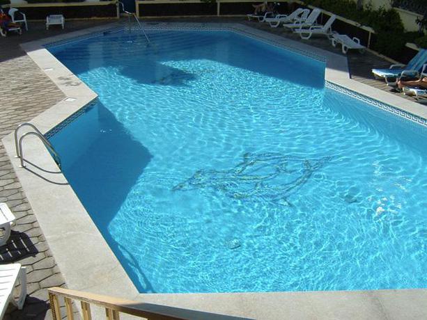 Imagen de la piscina del Apartamentos Teneguia. Foto 7